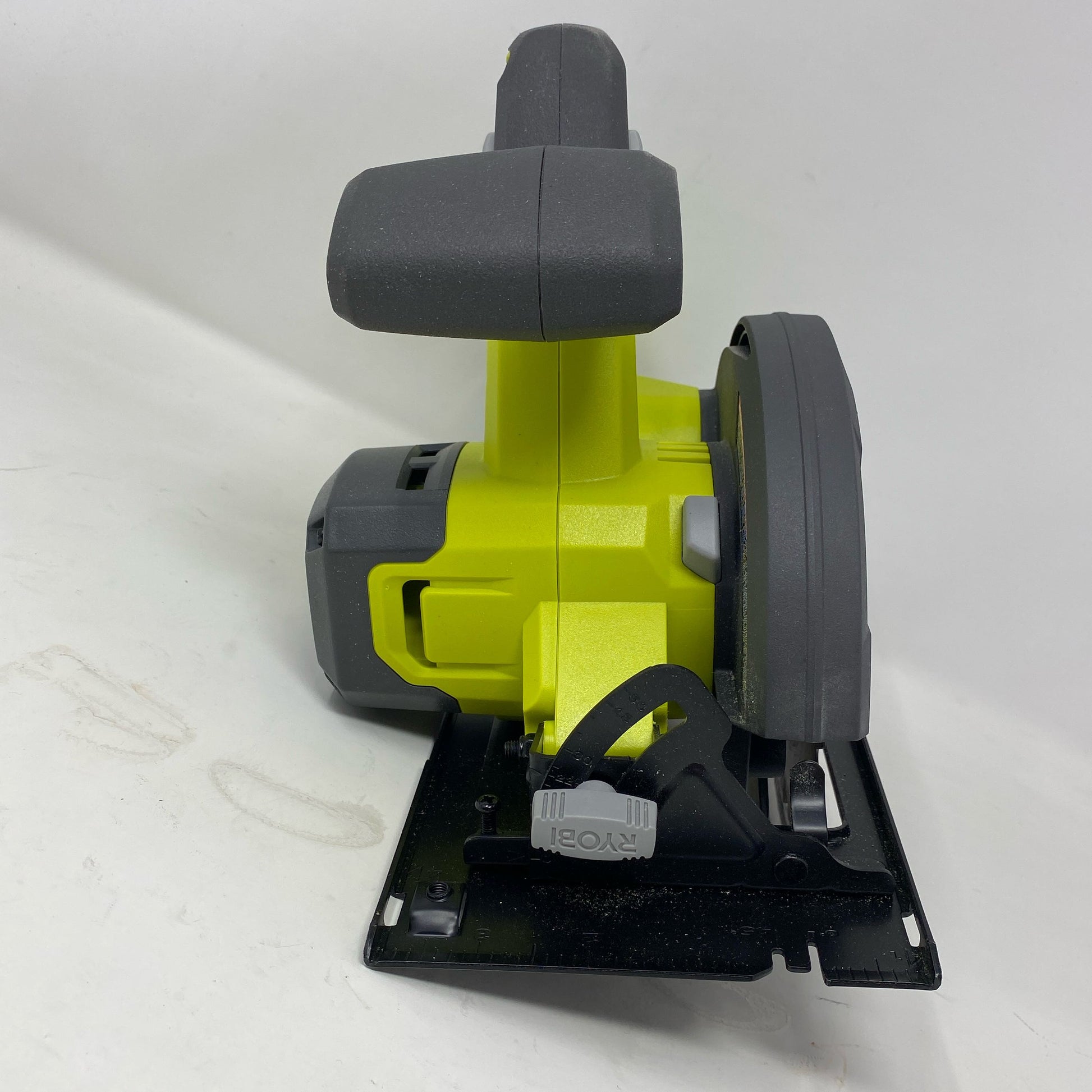 Right-LPNNE6LKY6GZK