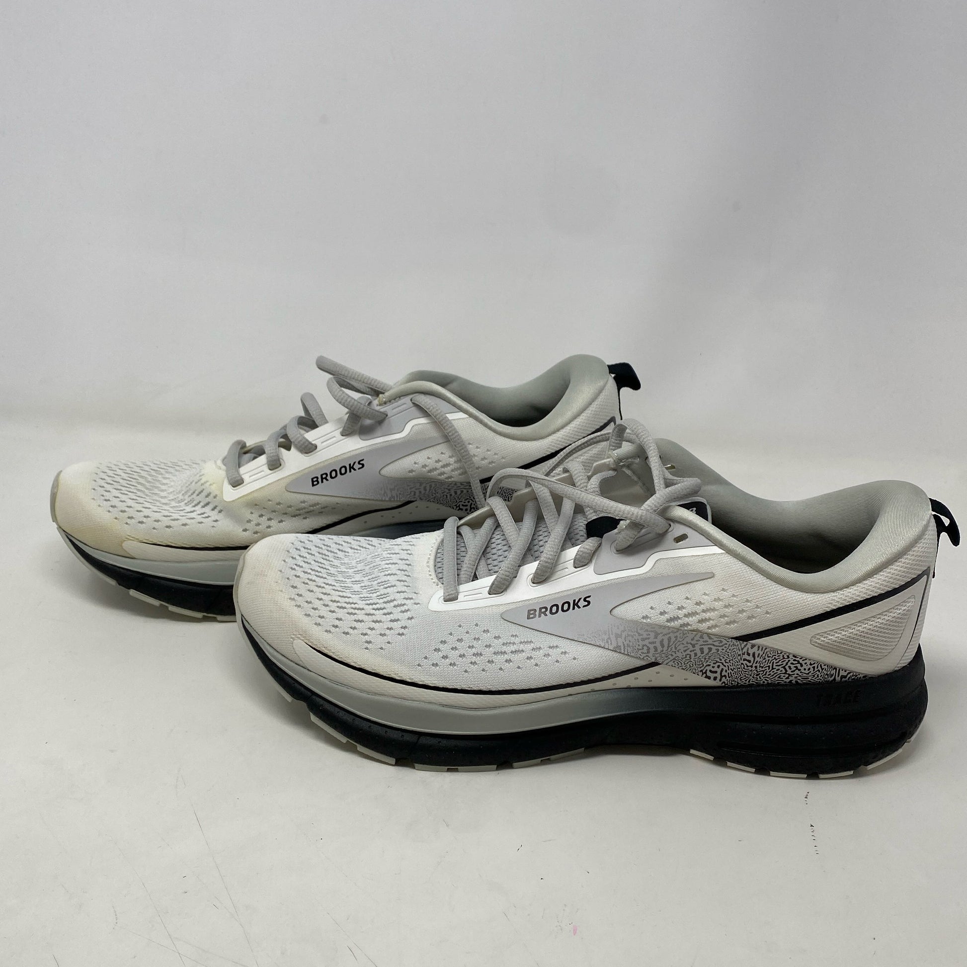 Front-LPNNH5SL7YBMR