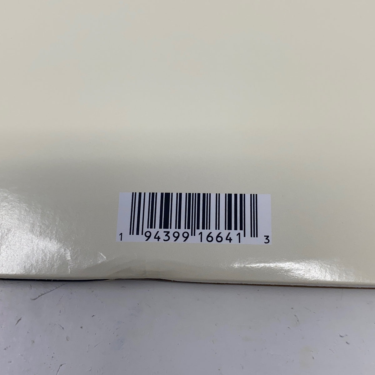 Serial #/Tag-LPNPMGJ7119404