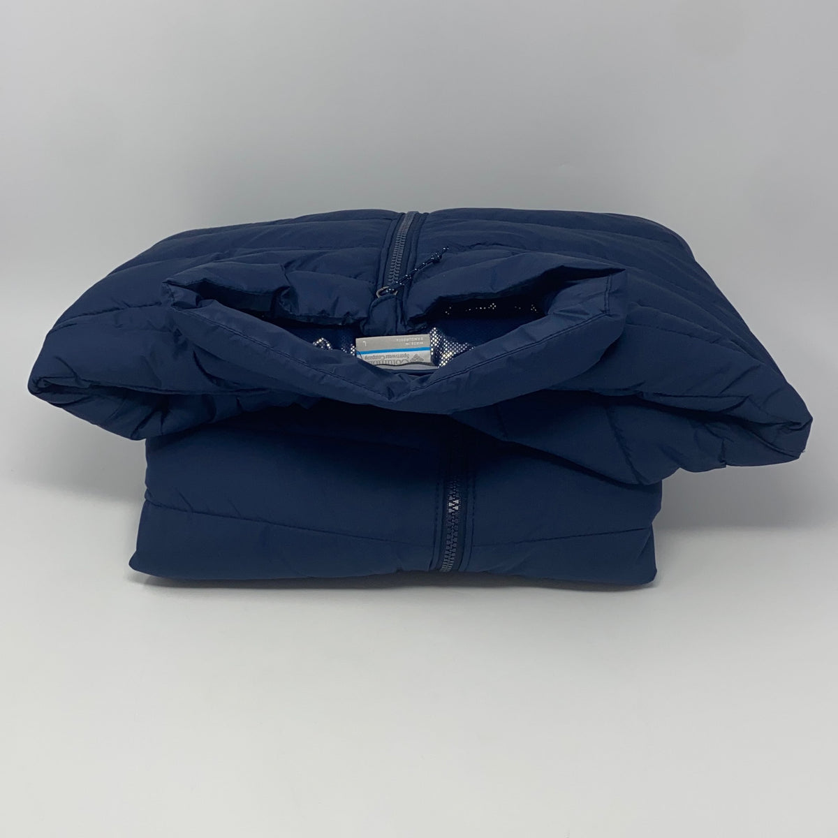 Back-UNT687811A2H