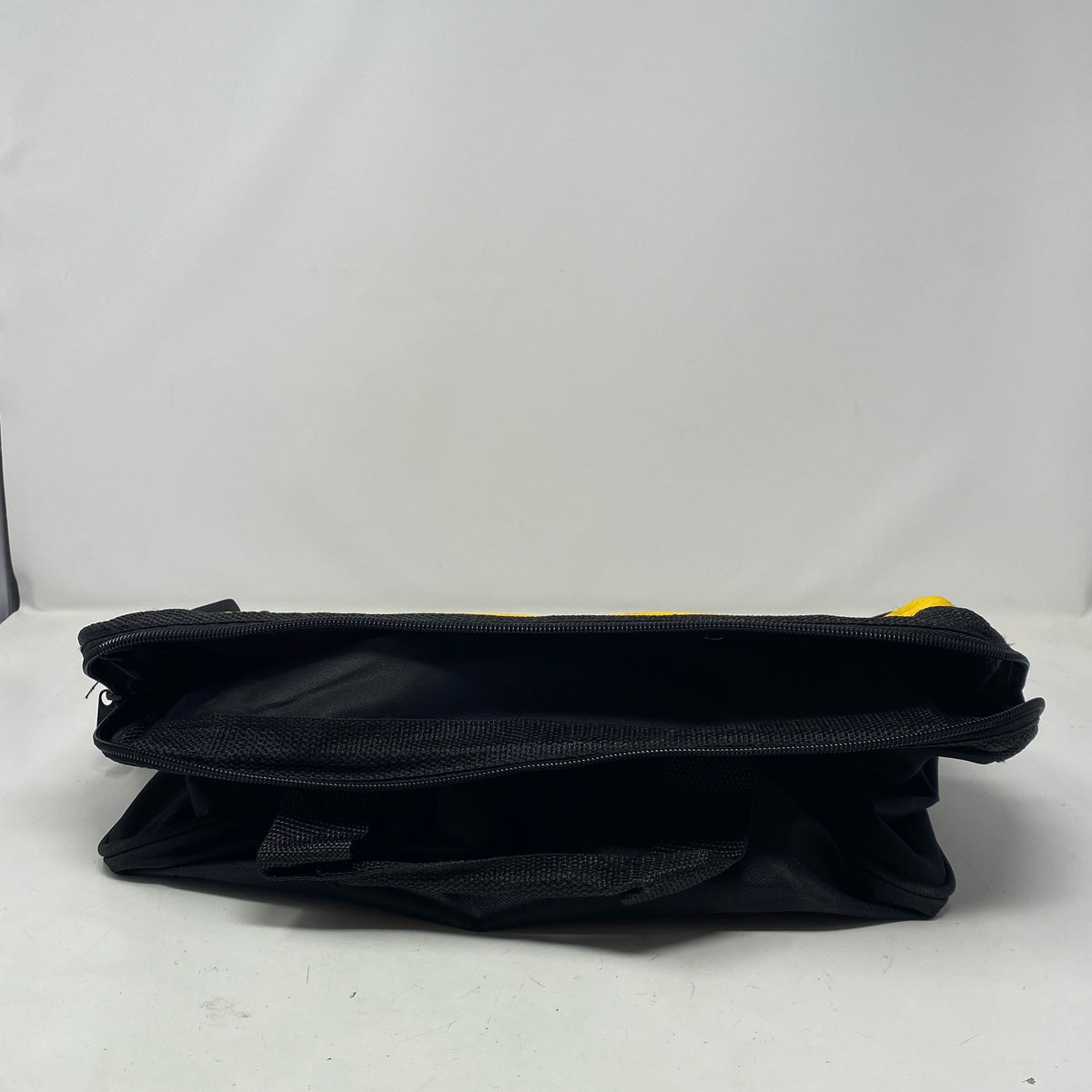 Back-UNT629617OEJ