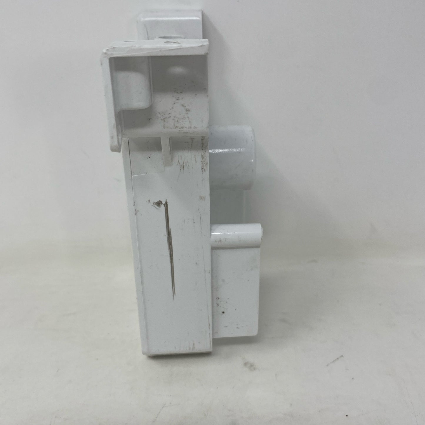 Right-UNT950175DG9