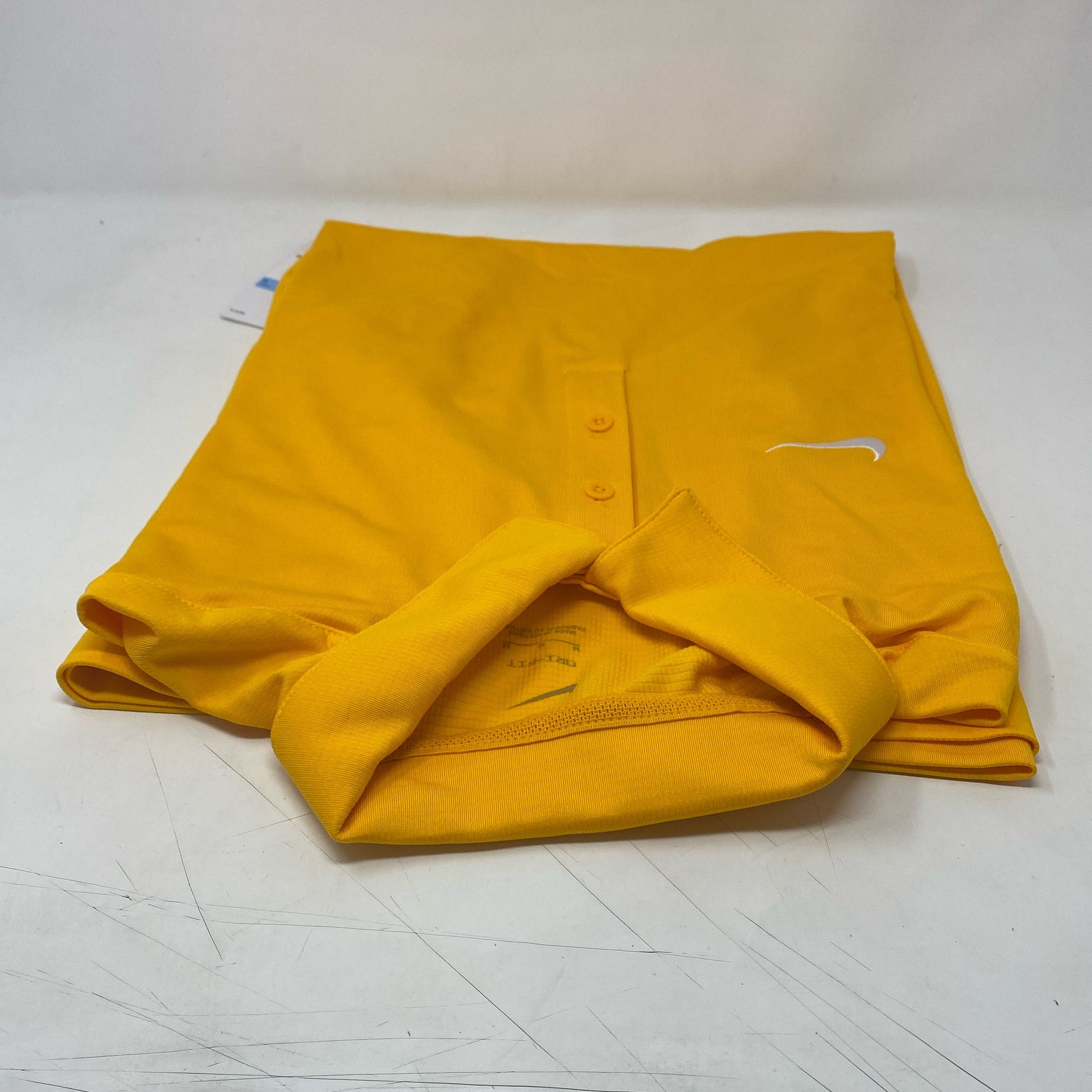 Back-UNT905061MIW
