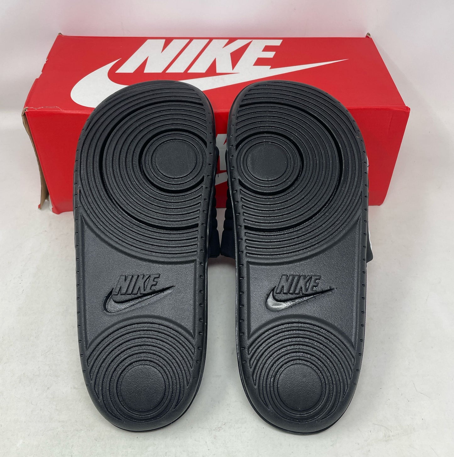 Bottom-UNT661169MRGZ