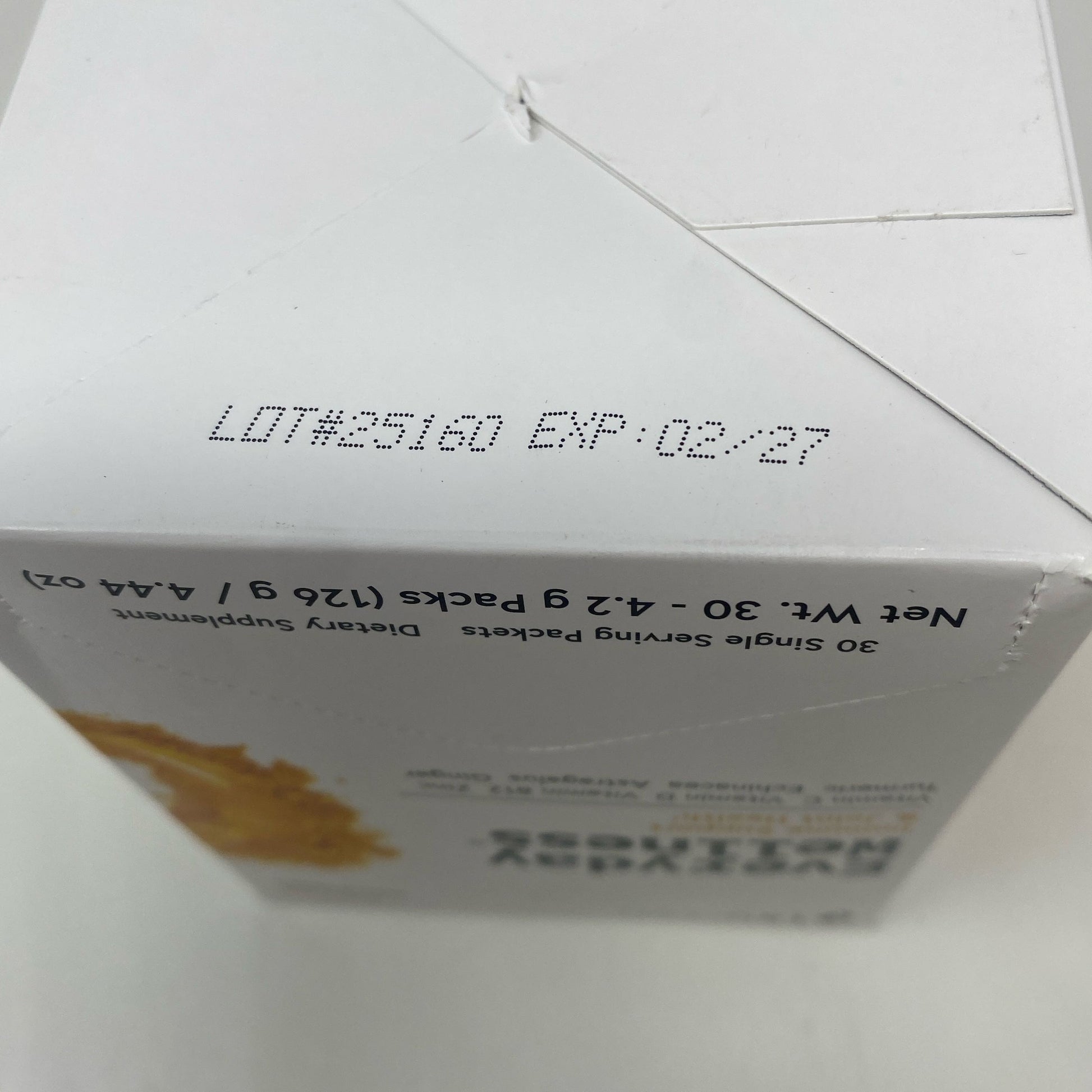 Serial #/Tag-UNT523957372