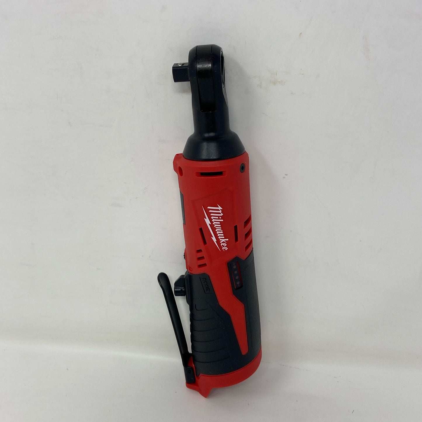 Front-UNT144046VPT