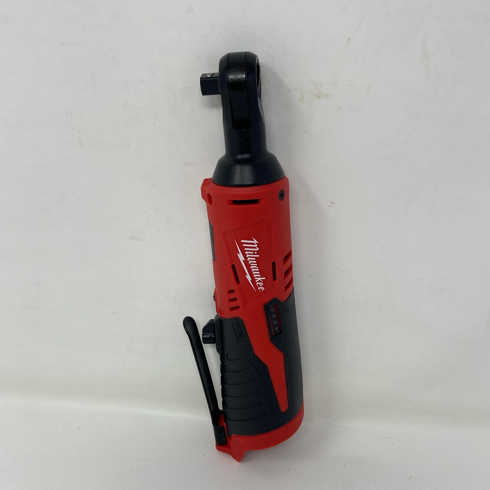 Front-UNT144046VPT