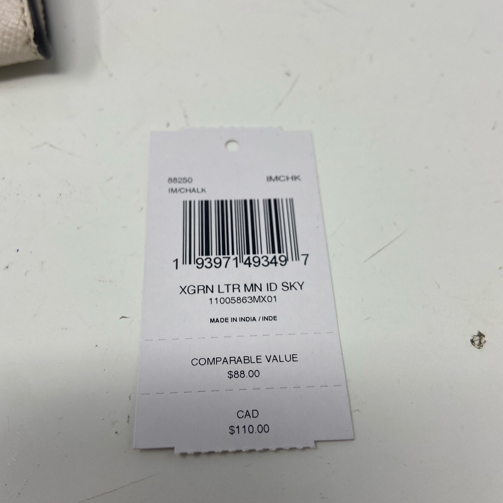 Serial #/Tag-UNT467470DF0