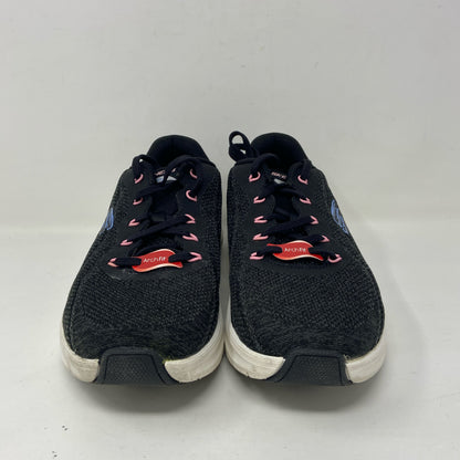 Left-UNT747310QYE