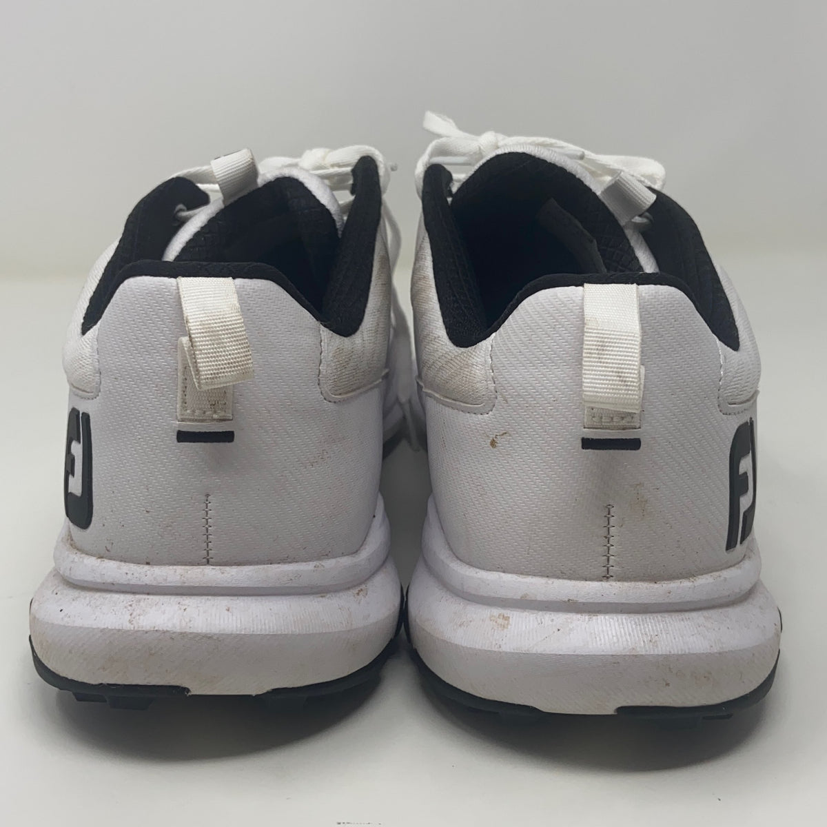 Left-UNT562278R6E