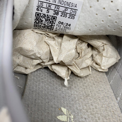 Serial #/Tag-UNT878061S4T
