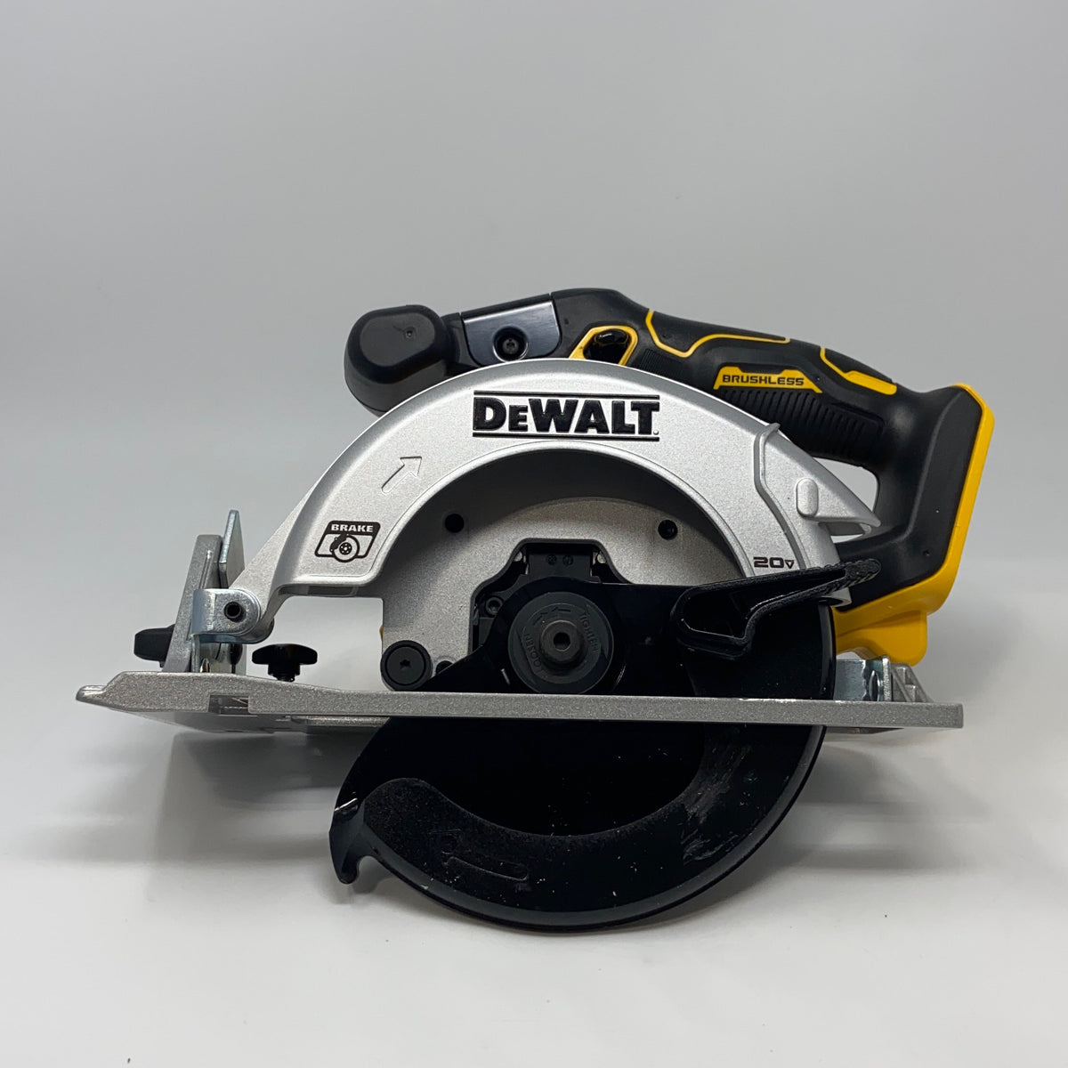 Front-UNT1473038ZI
