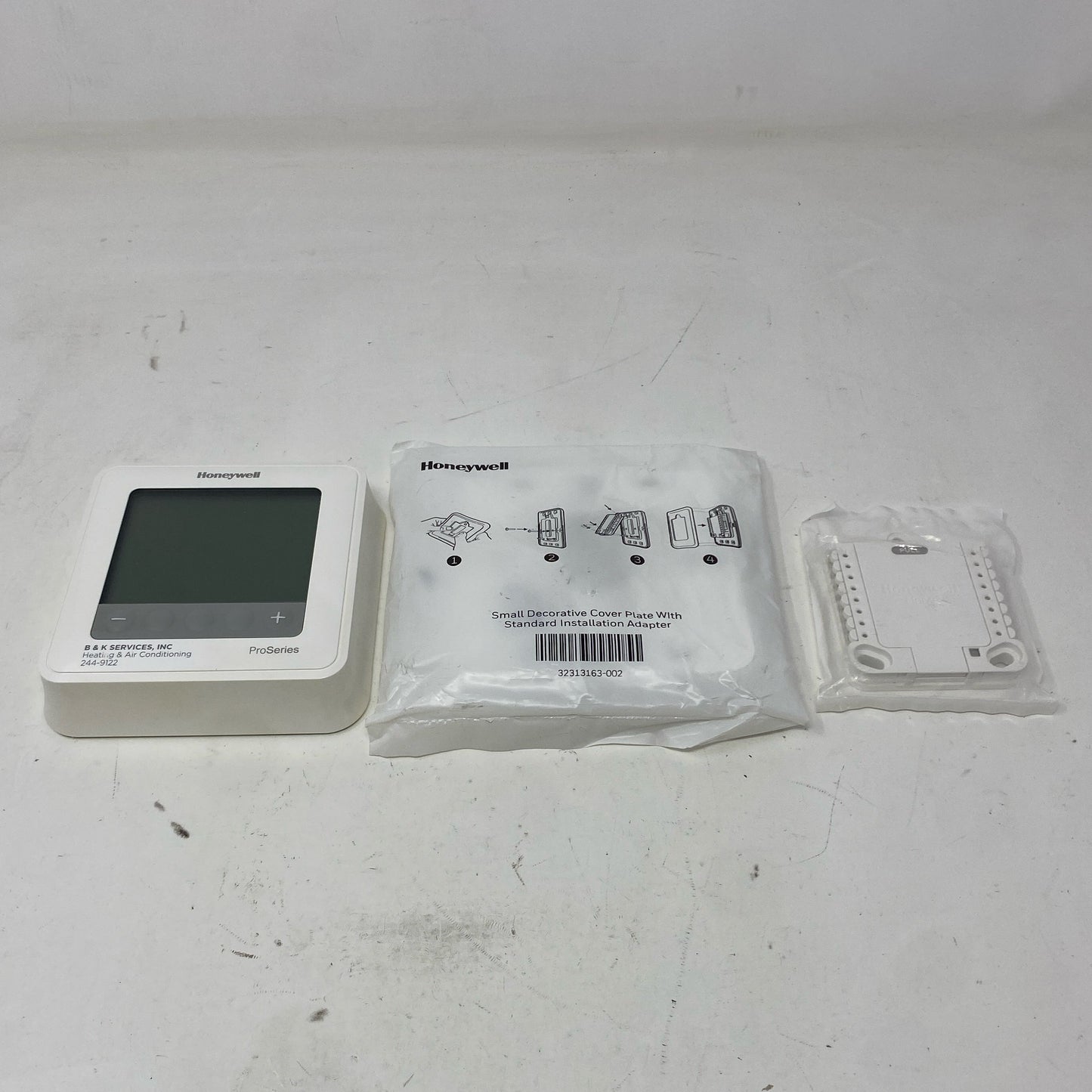 Front-UNT915828FF4