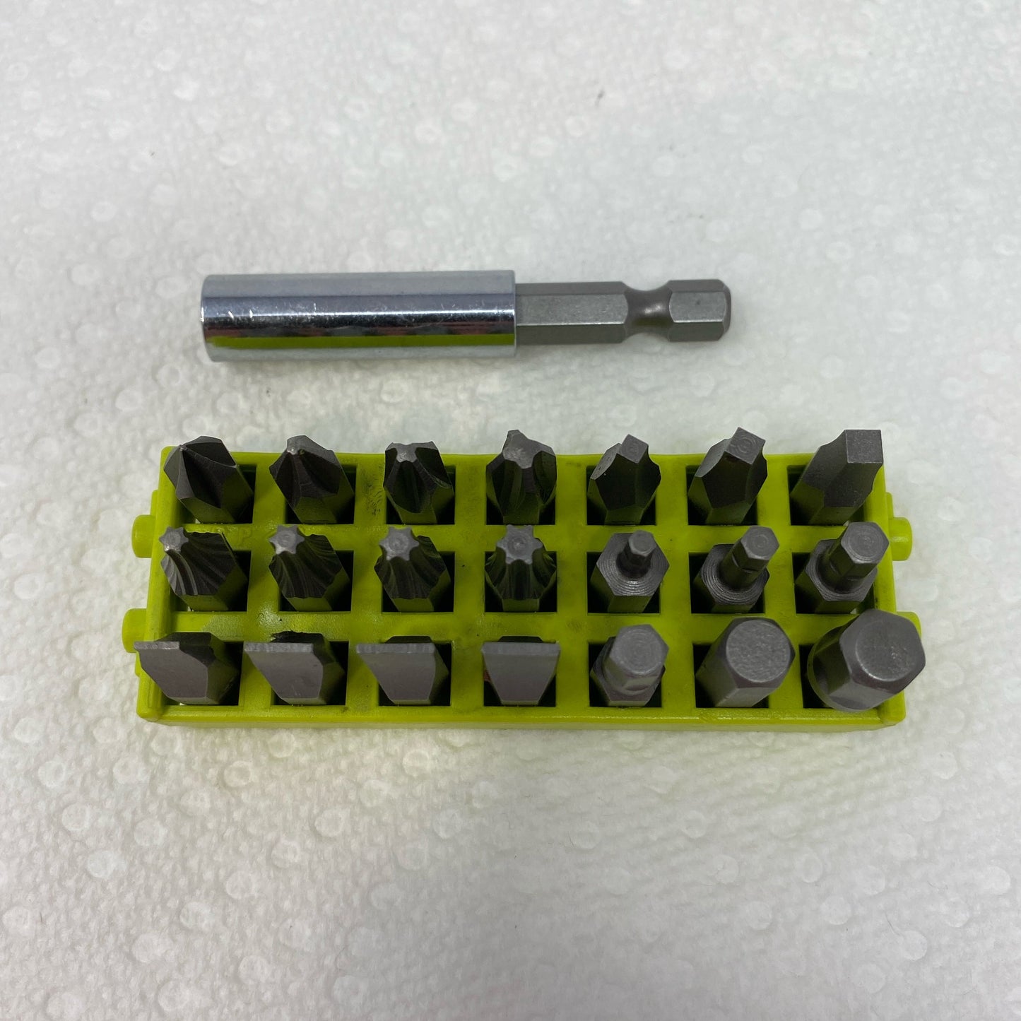 Serial #/Tag-UNT817727PZZ