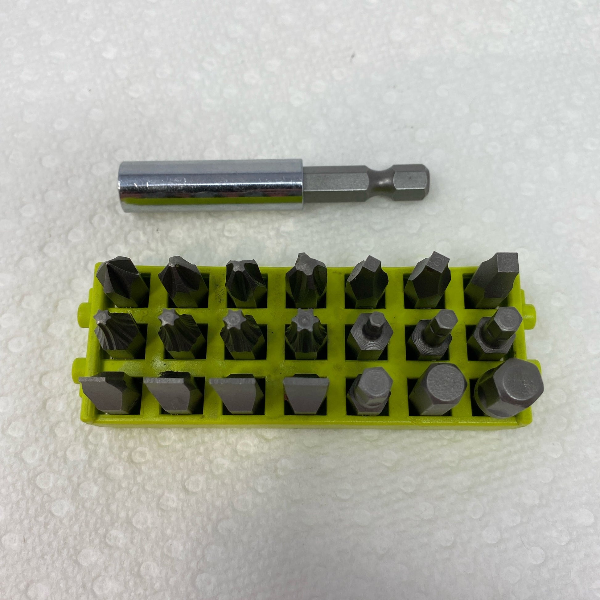 Serial #/Tag-UNT817727PZZ