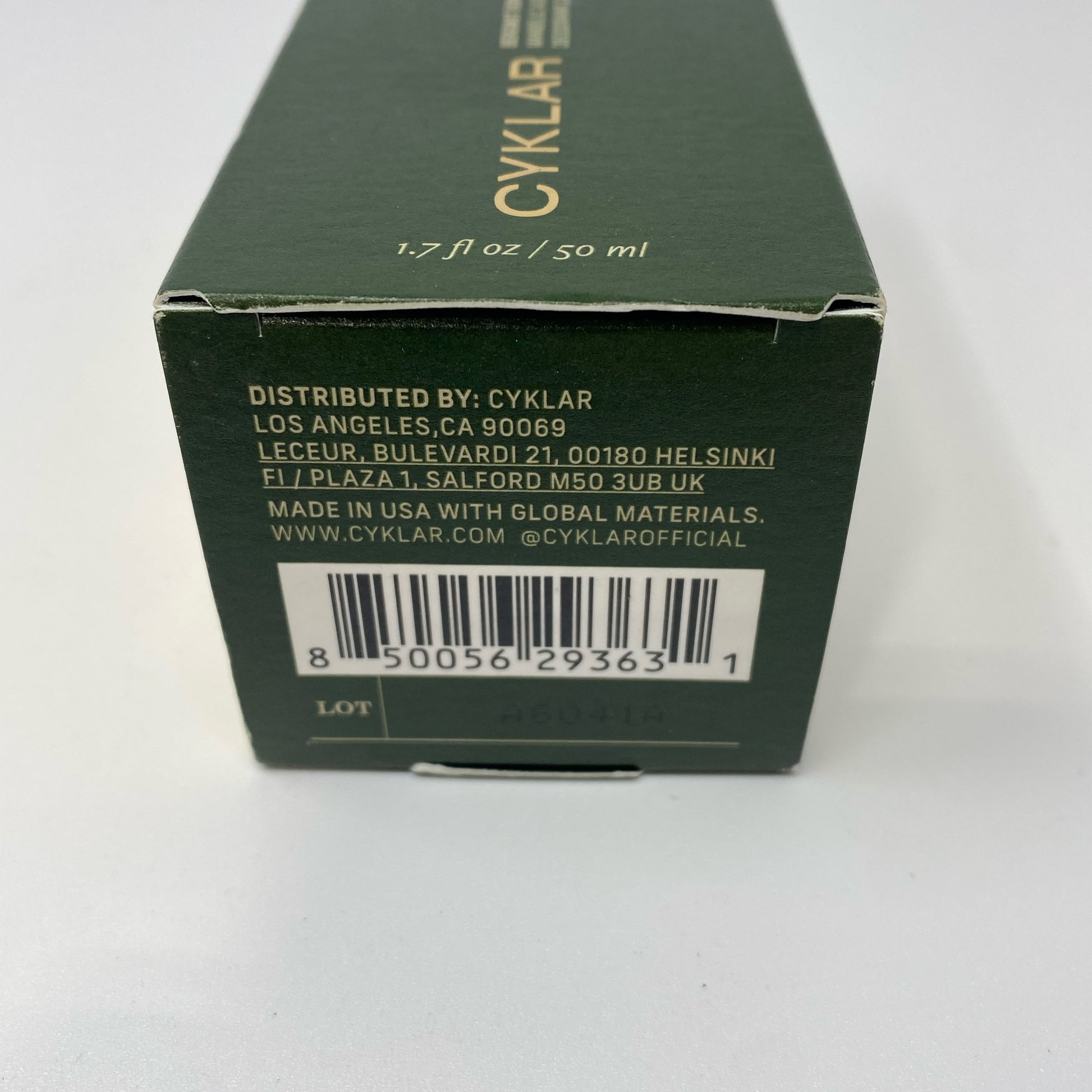 Serial #/Tag-UNT003708T7S