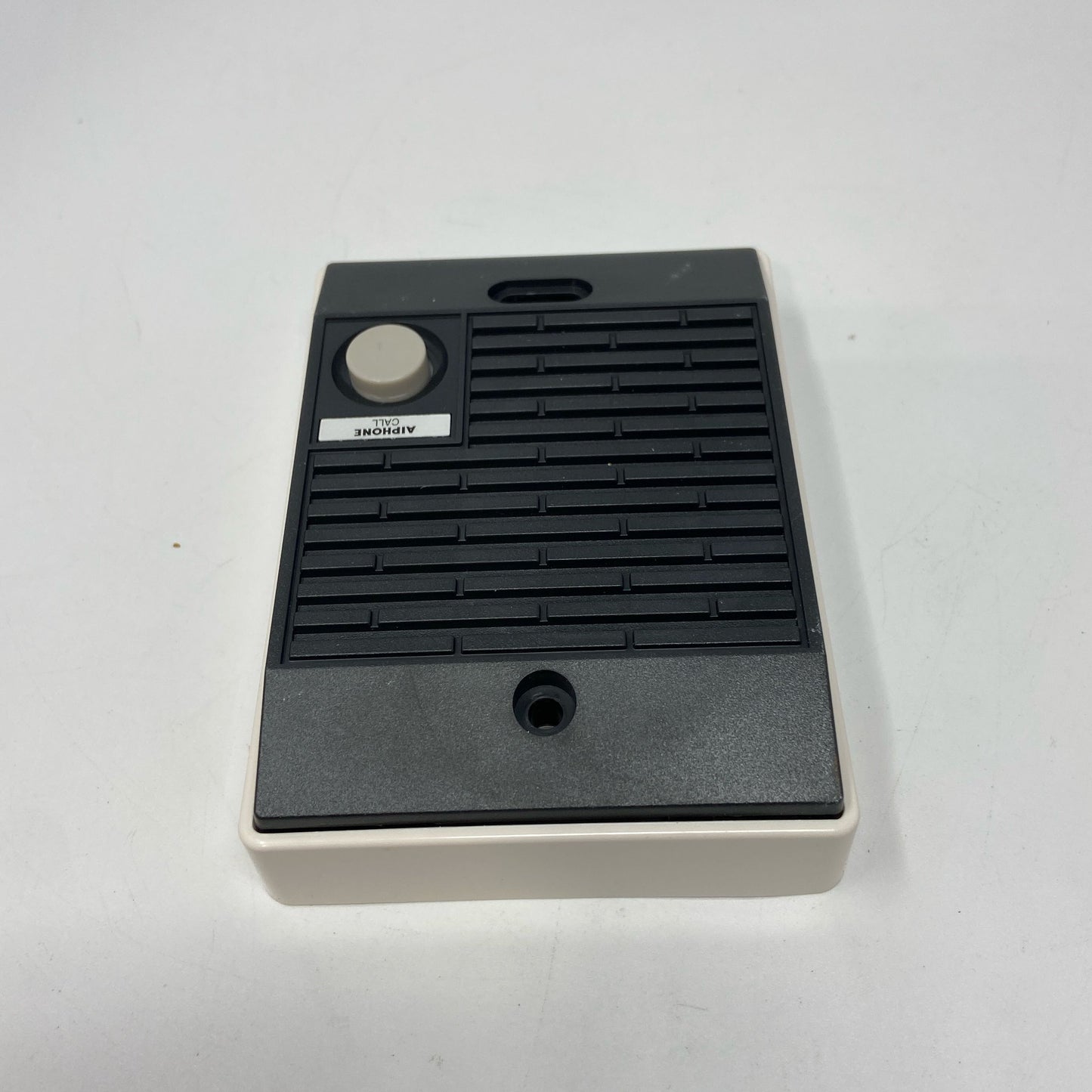 Back-UNT85408099D