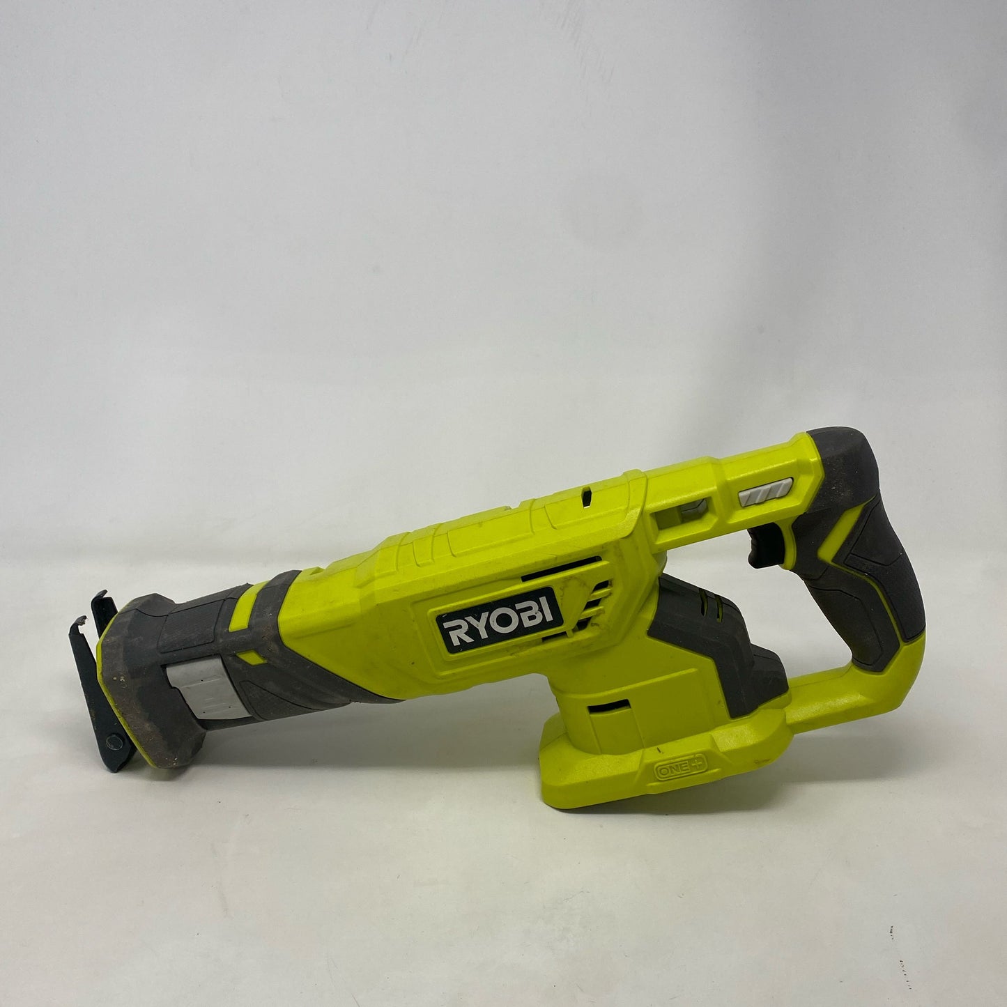 Front-UNT072059YCL