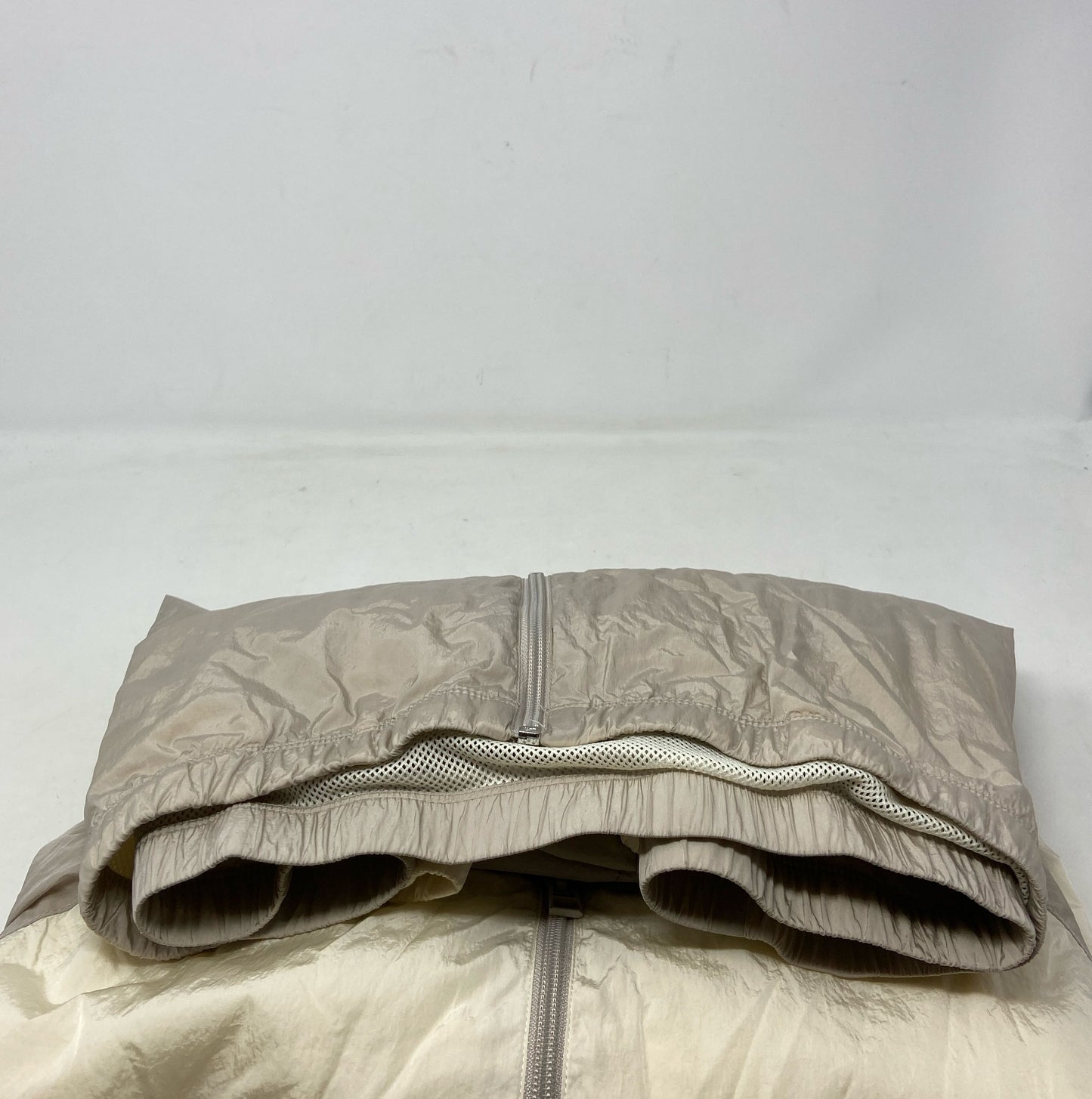 Bottom-LPNNH5X56C5WM