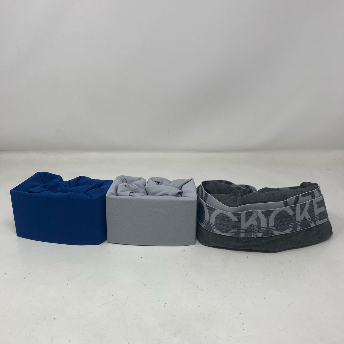 Bottom-UNT899974EM4