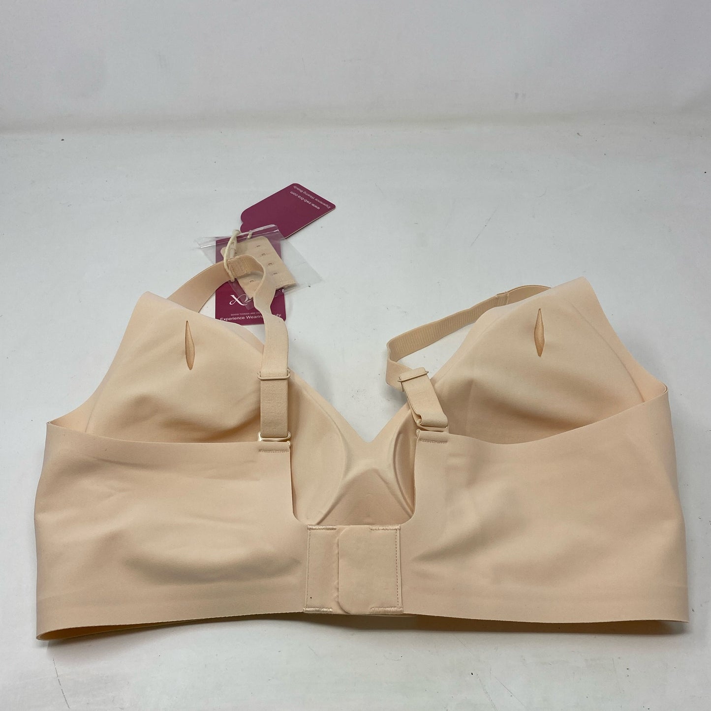 Back-UNT714265ZA6