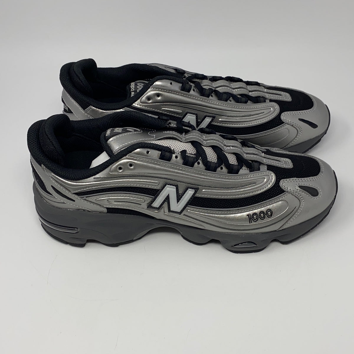 Front-UNT809788WZ9