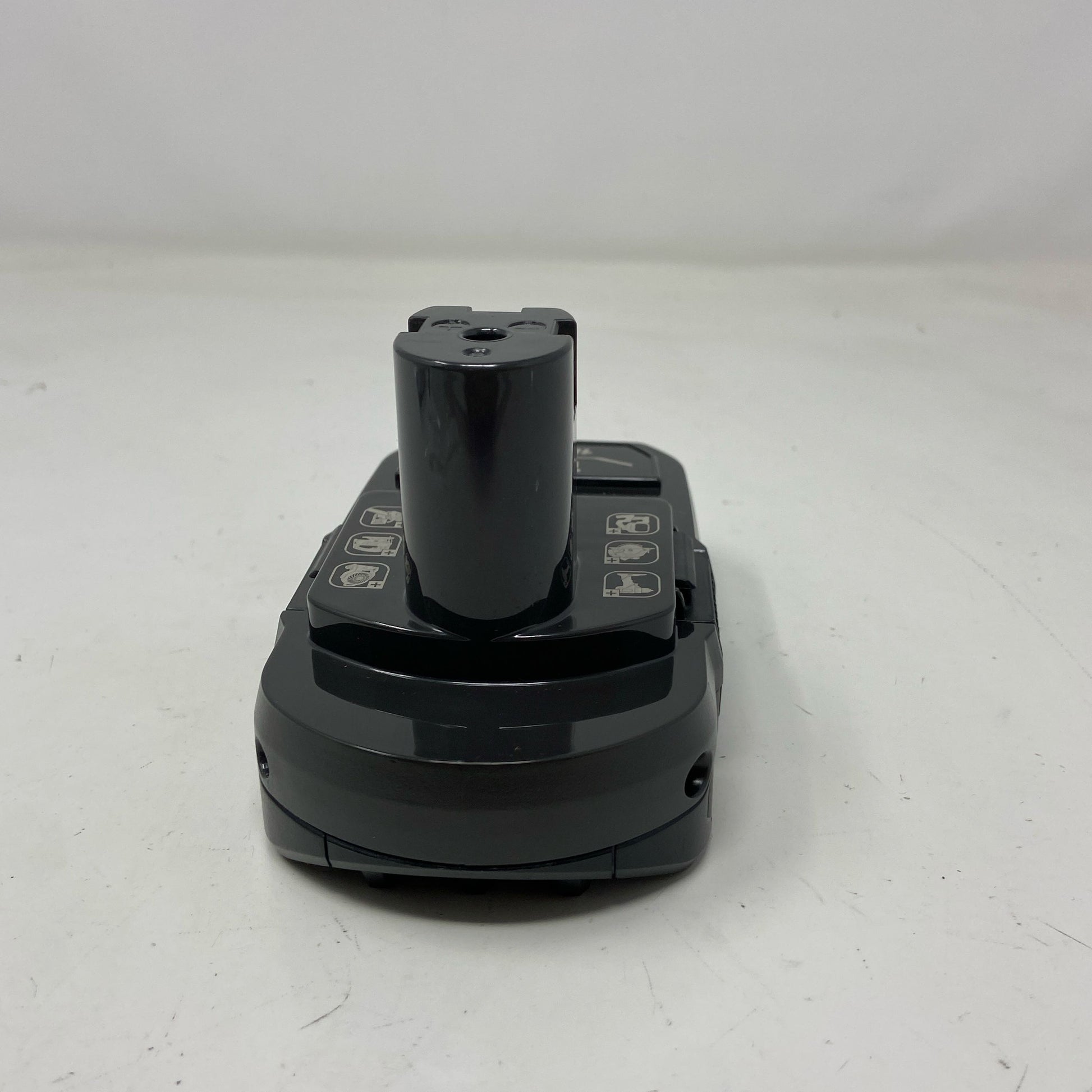 Front-UNT206088D59
