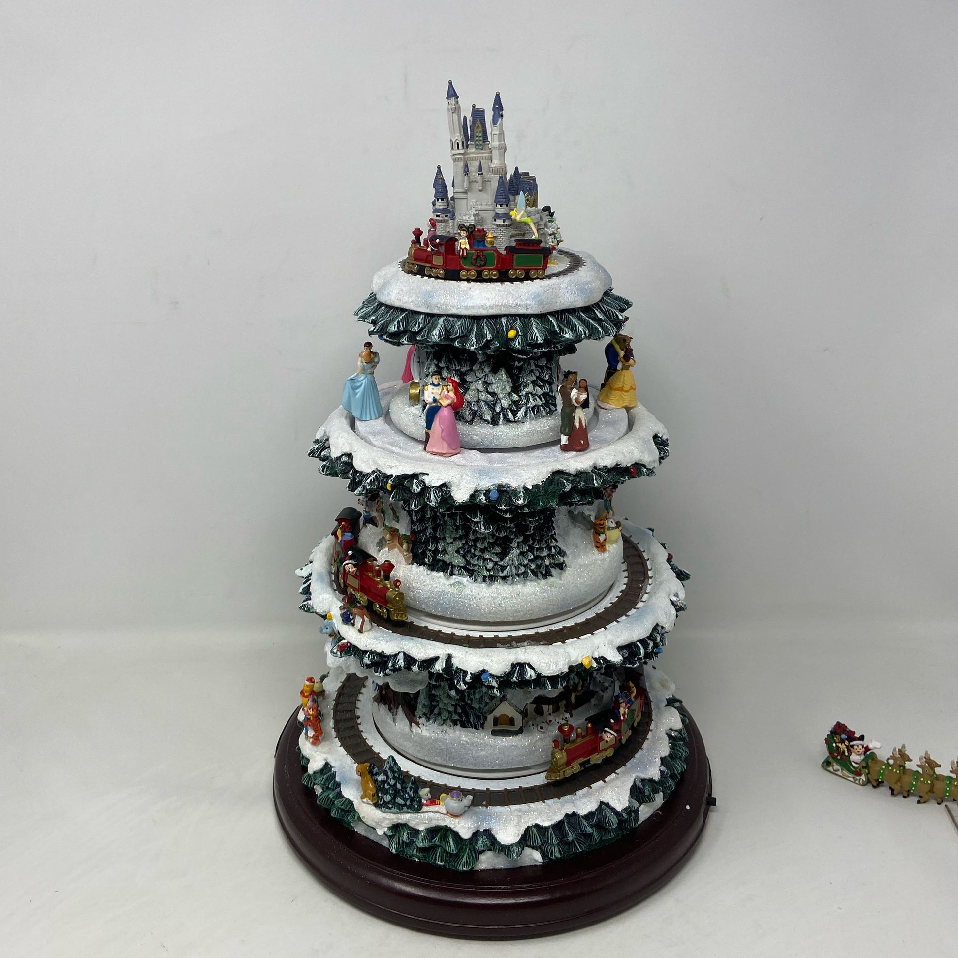 Right-LPNPMFJ2270359