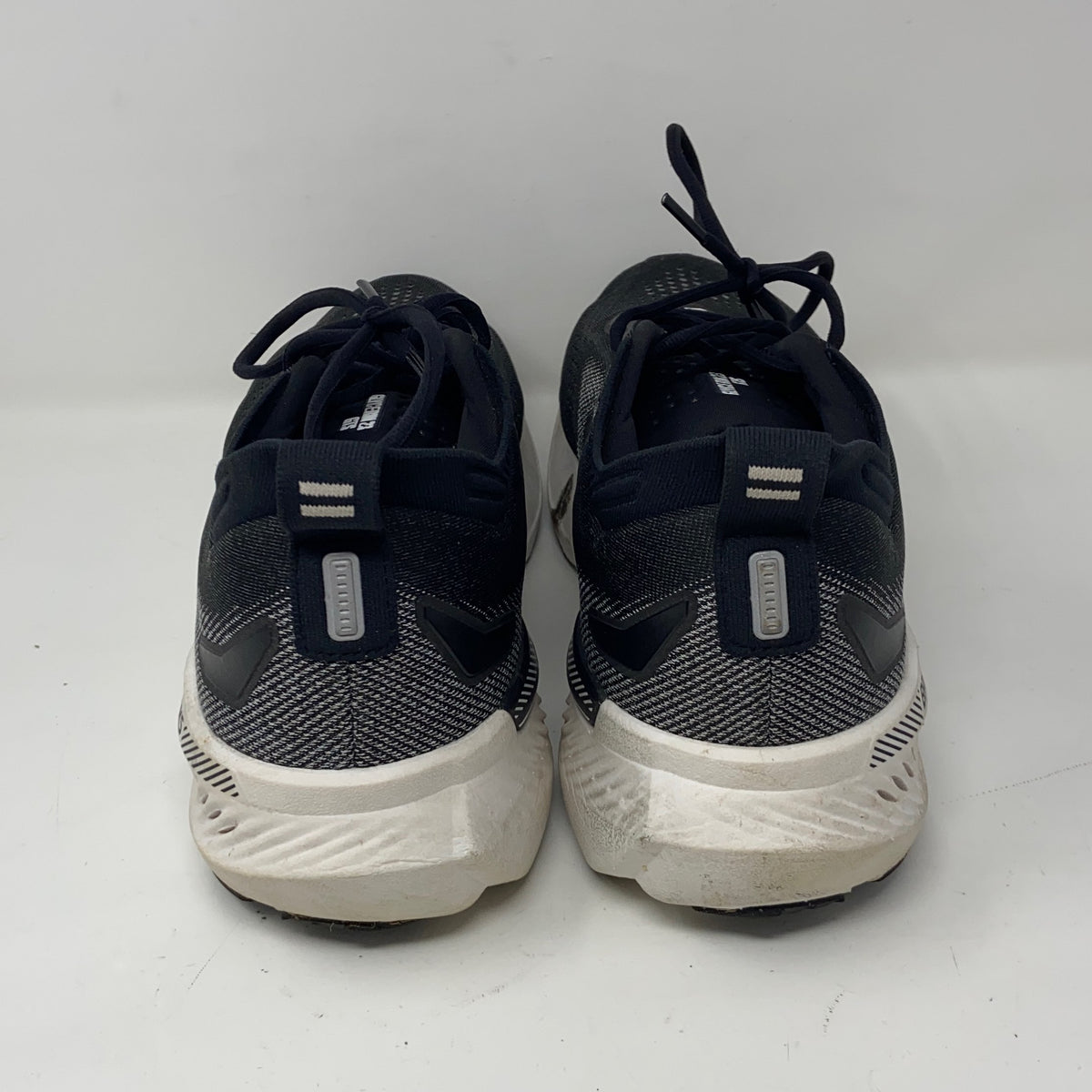 Left-LPNNG6811YWBX