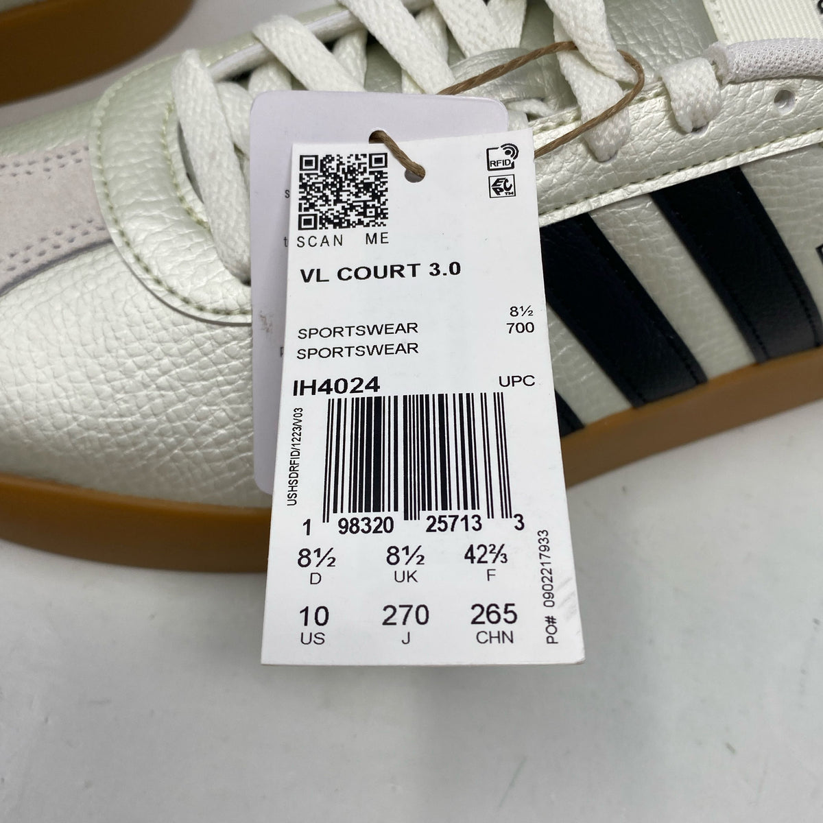 Serial #/Tag-UNT545087Z3I
