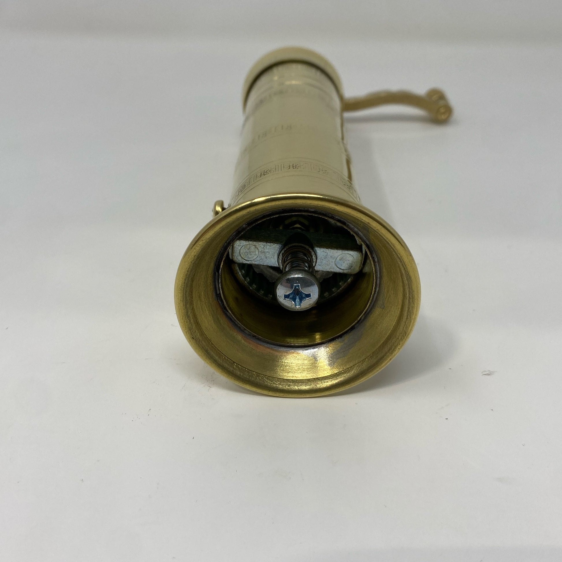 Bottom-LPNO550195229