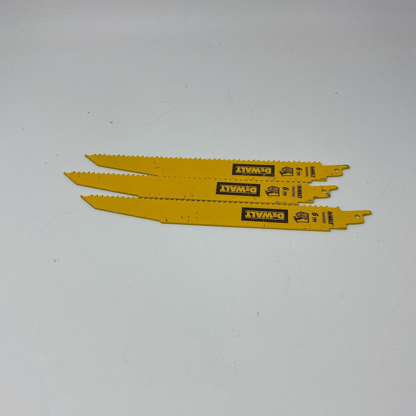 Back-UNT901027DIY