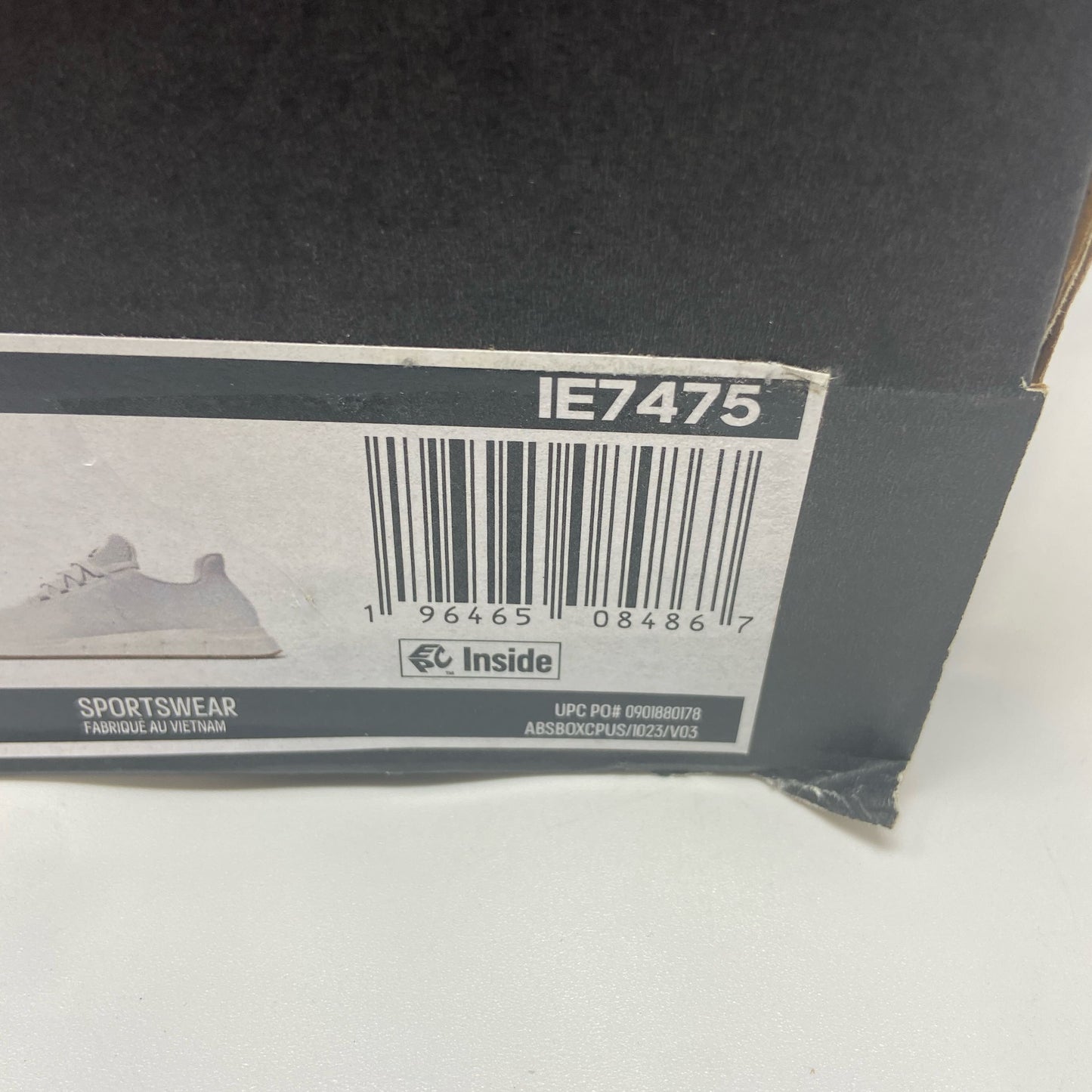 Serial #/Tag-UNT059976M75