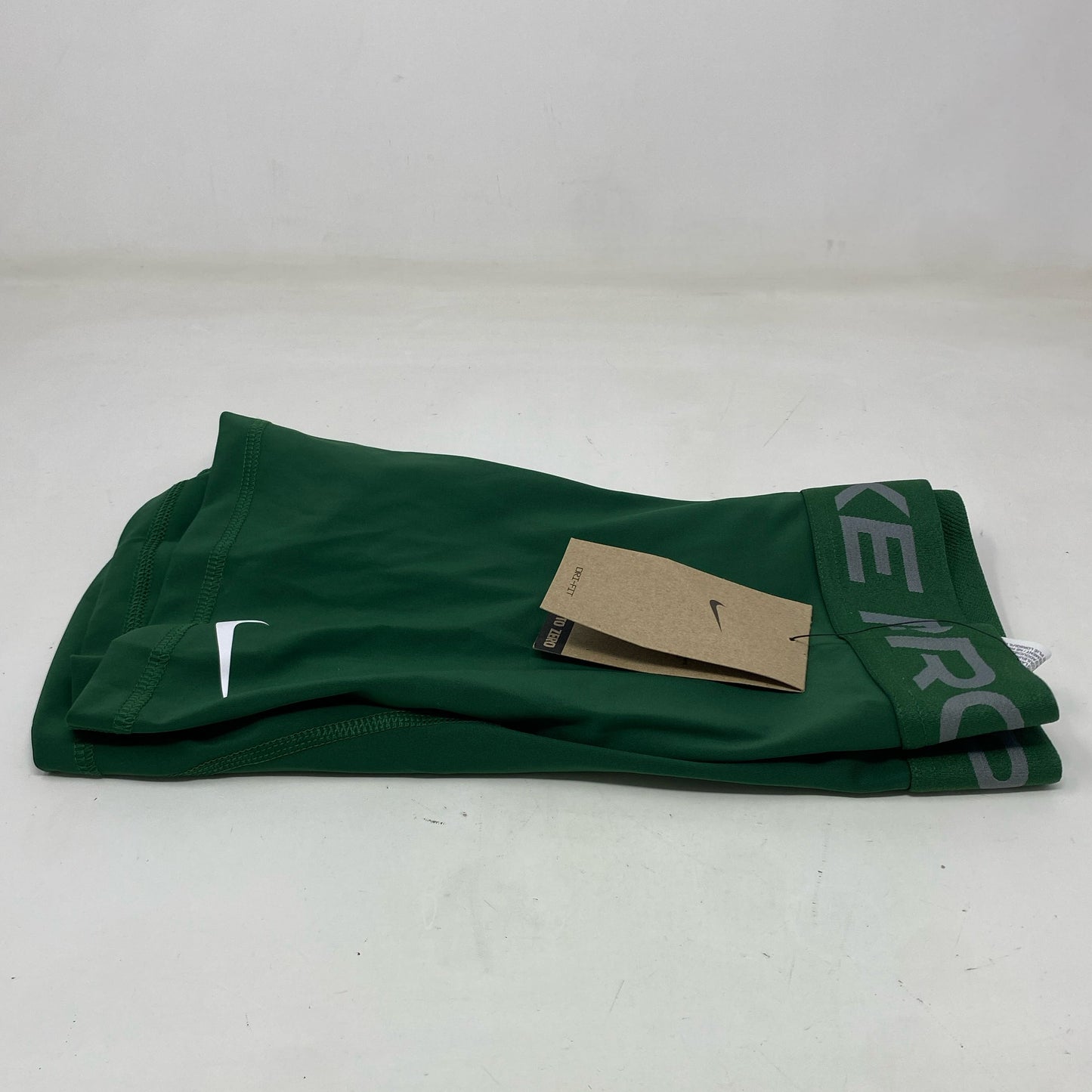 Right-LPNAC579330633