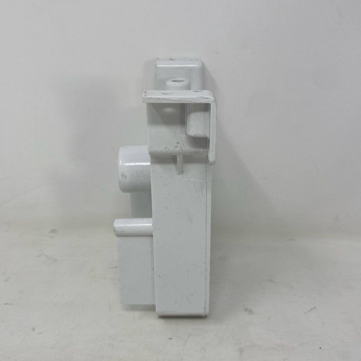 Left-UNT9502689PN