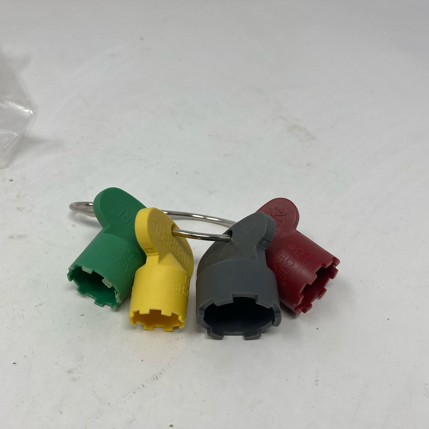 Bottom-LPNNI577Q3CHN