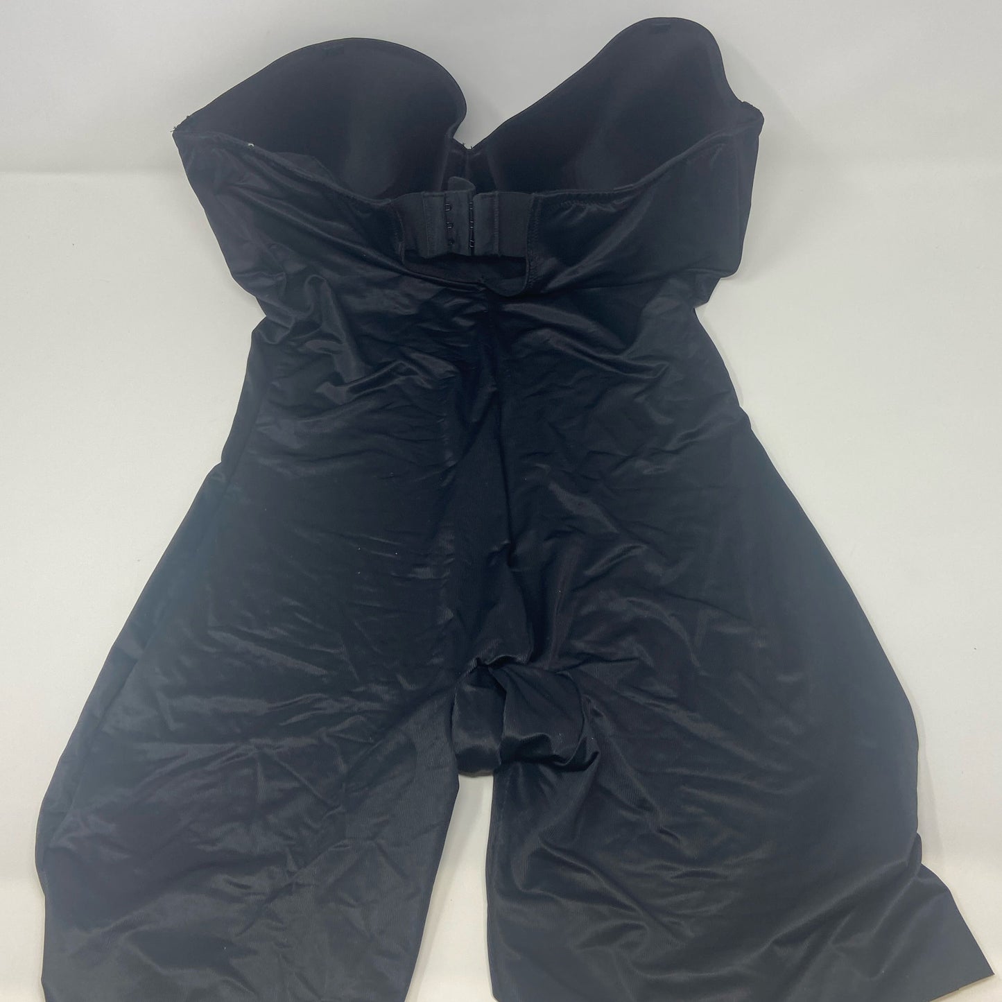 Back-UNT015323RY6