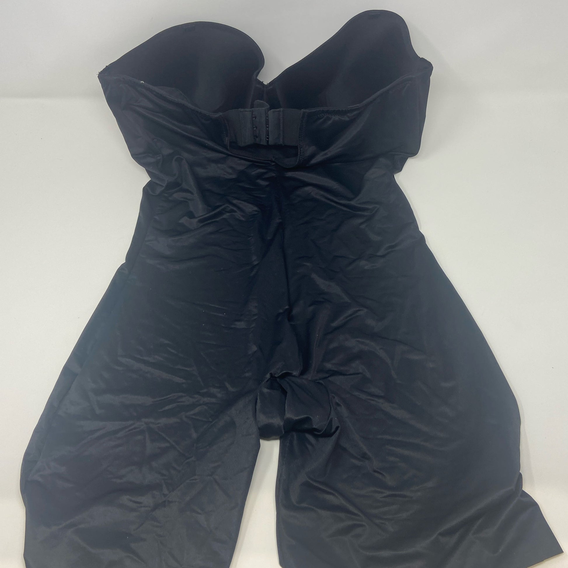 Back-UNT015323RY6