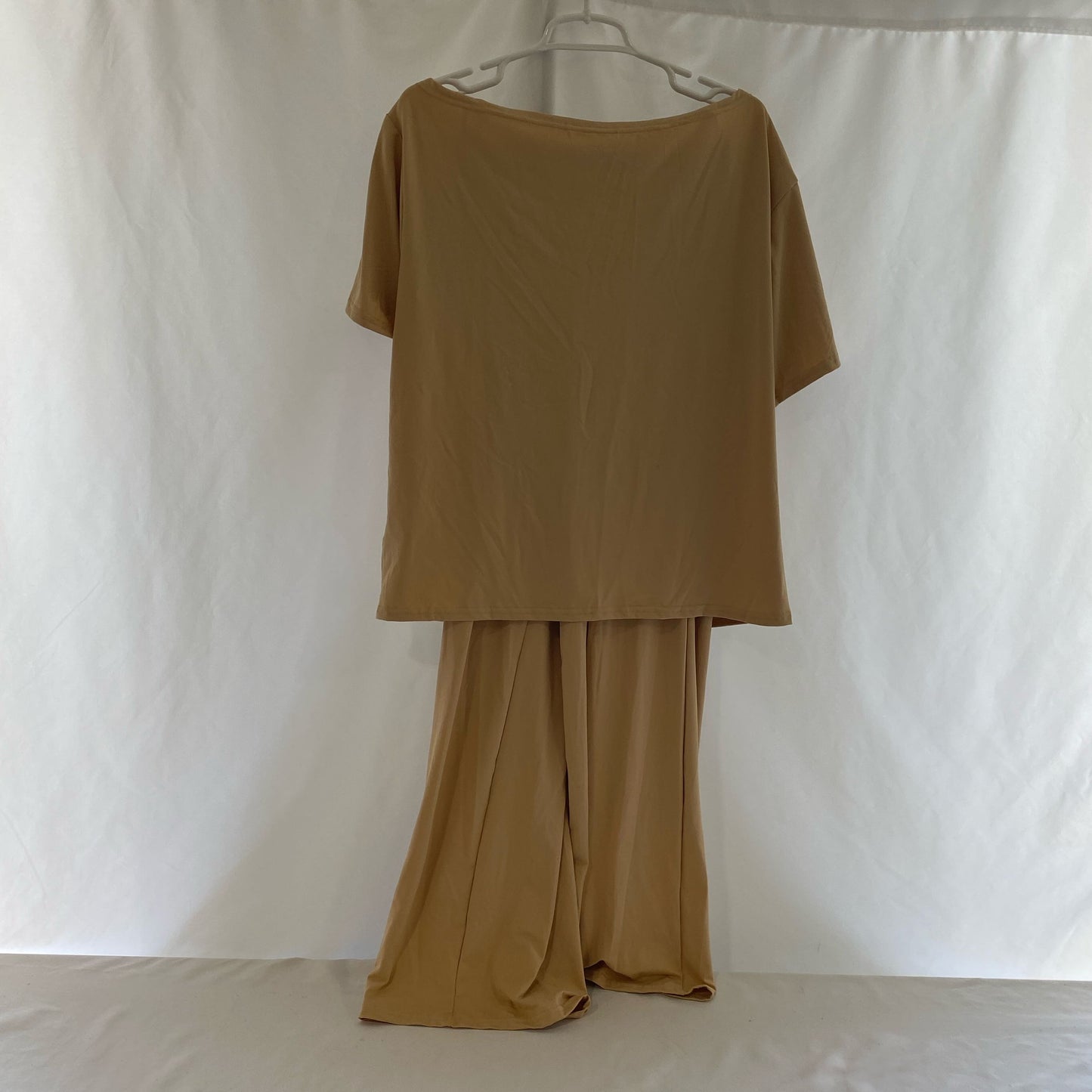 Front-UNT584832C8F