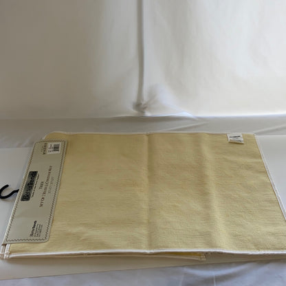 Back-UNT692529T6X