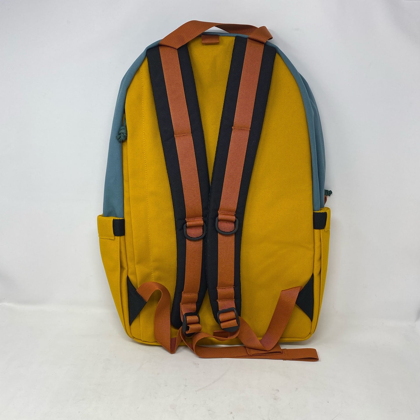 Back-UNT193724T6P
