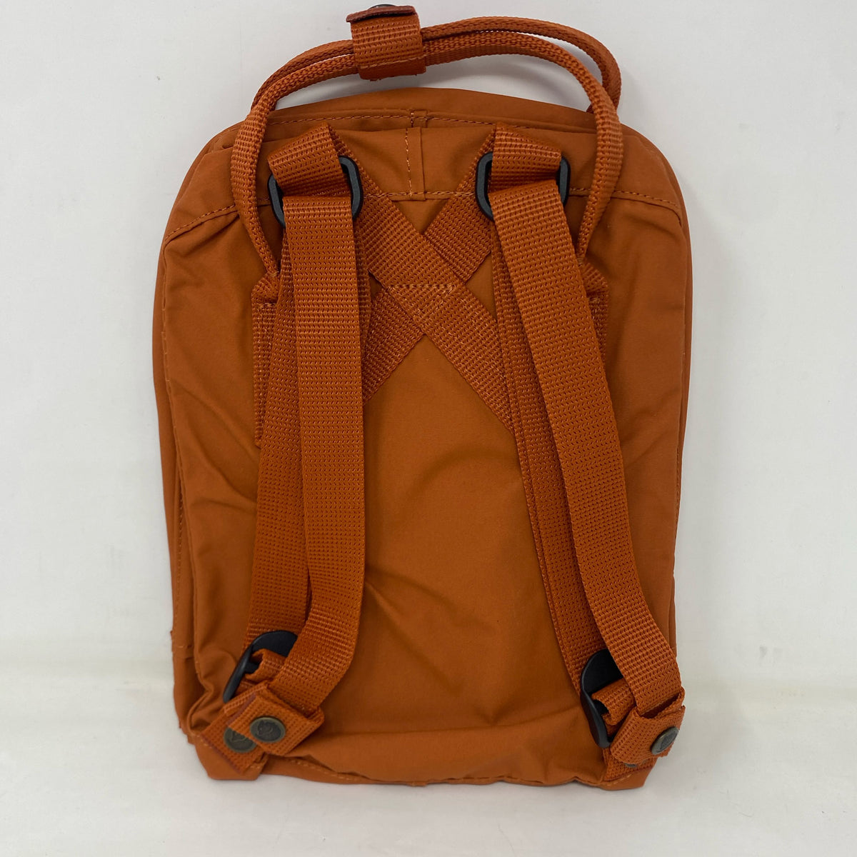 Back-UNT222451XSI
