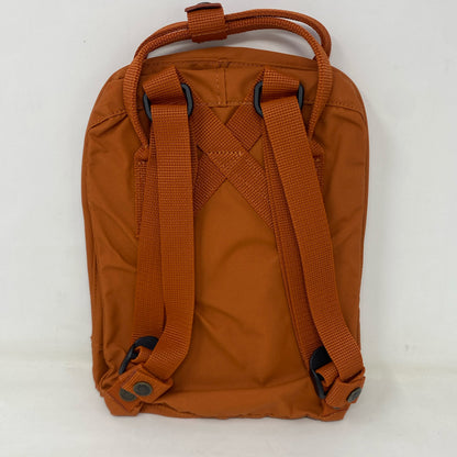 Back-UNT222451XSI