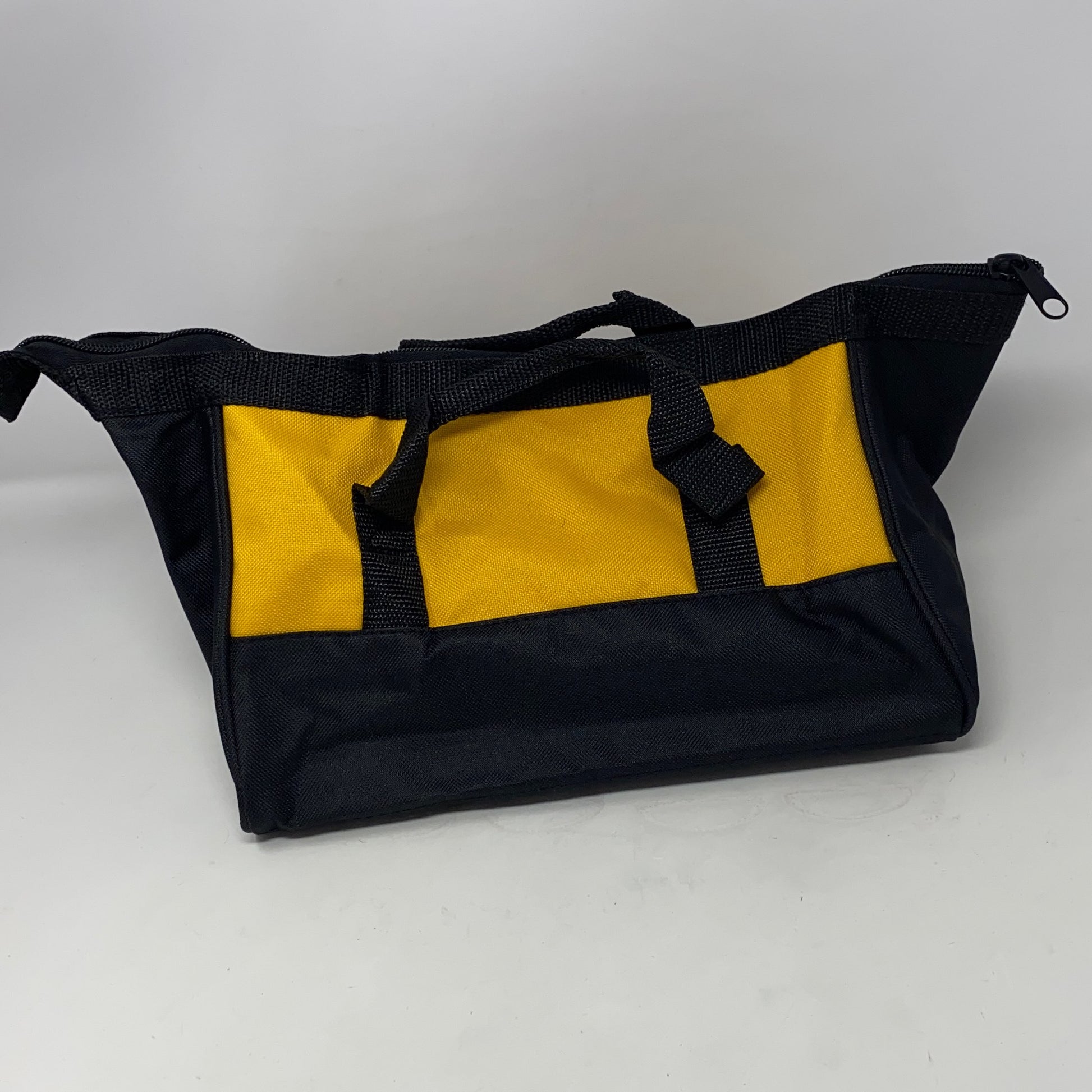 Back-LPNPMGQ9962759