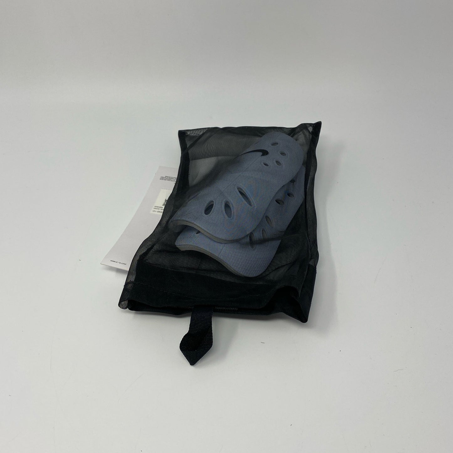 Back-UNT761557DUW