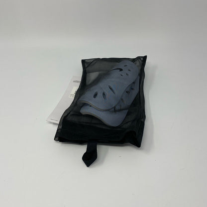 Back-UNT761557DUW