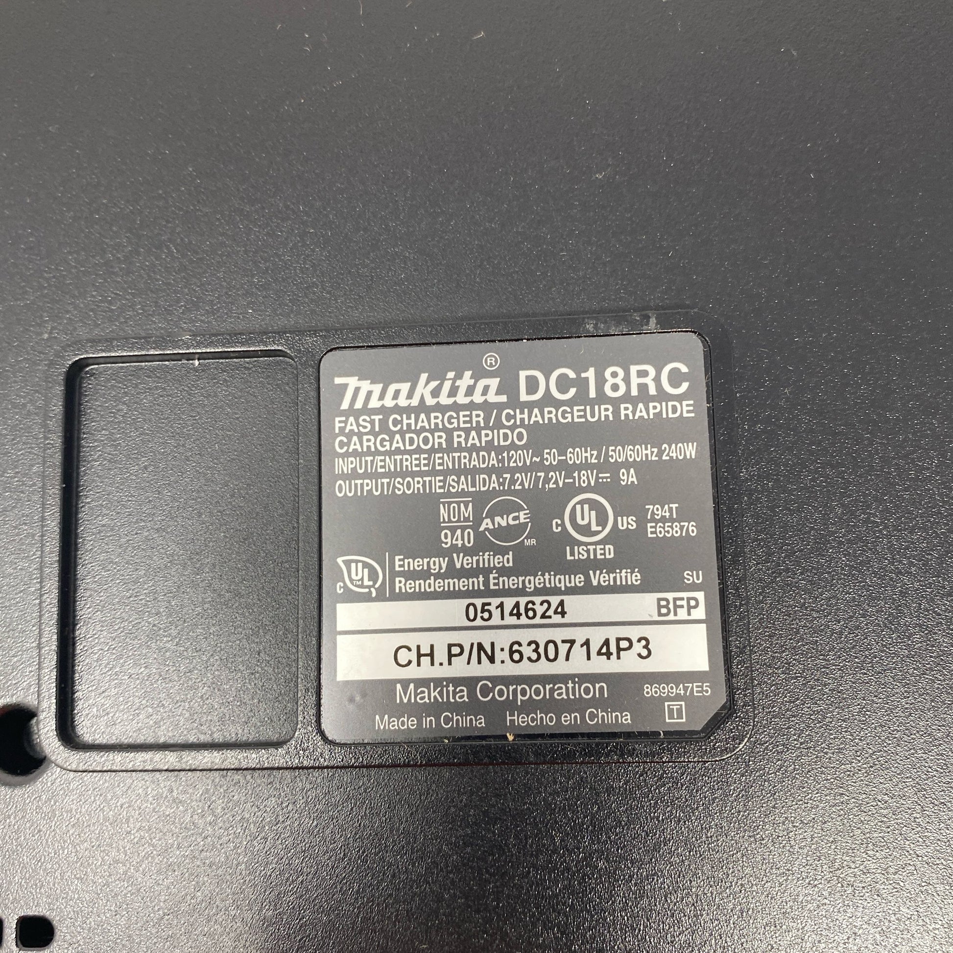 Serial #/Tag-UNT5633918AS
