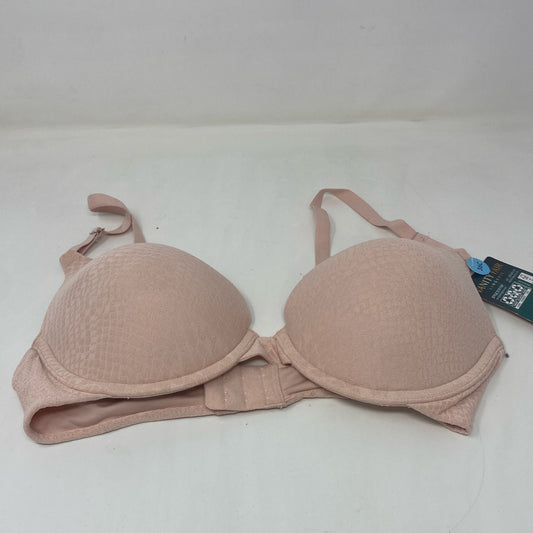 Front-UNT220203736