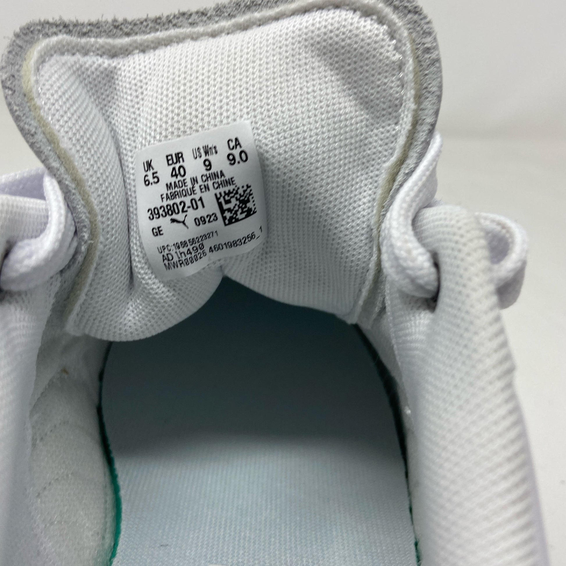 Serial #/Tag-UNT8851814ZD