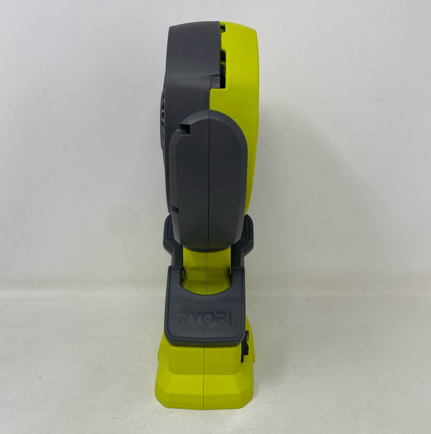 Right-LPNAC440366068